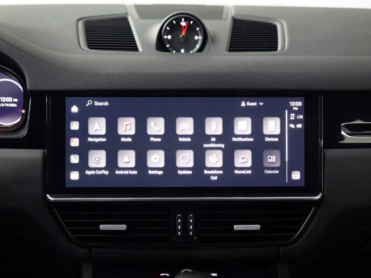 2023 Porsche Cayenne Base