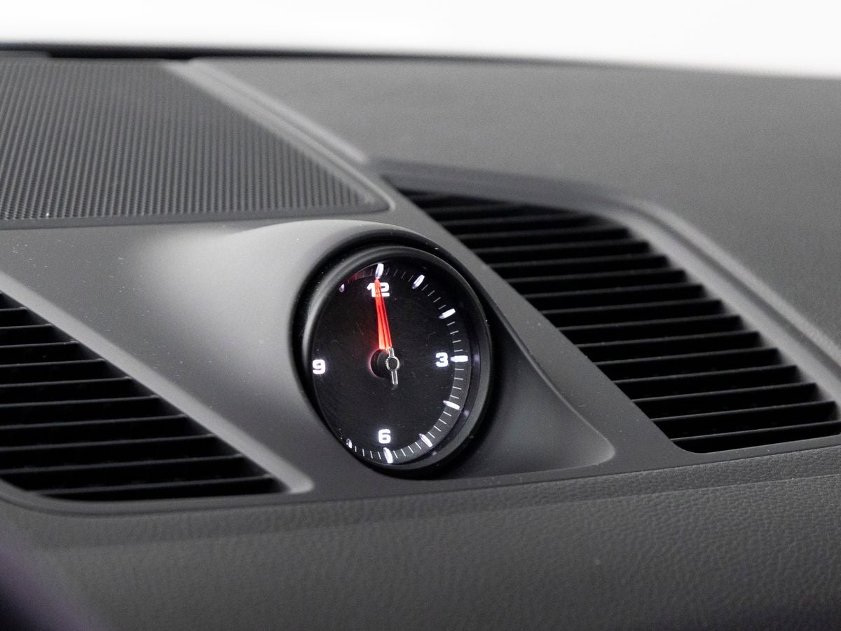 2023 Porsche Cayenne Base