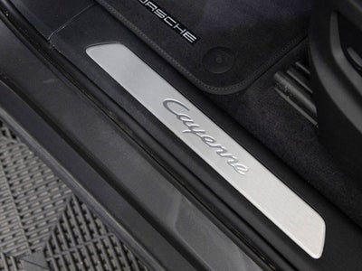 2023 Porsche Cayenne Base
