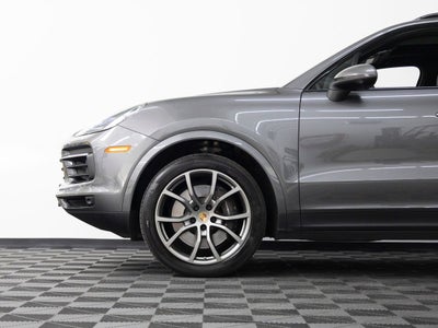 2023 Porsche Cayenne Base