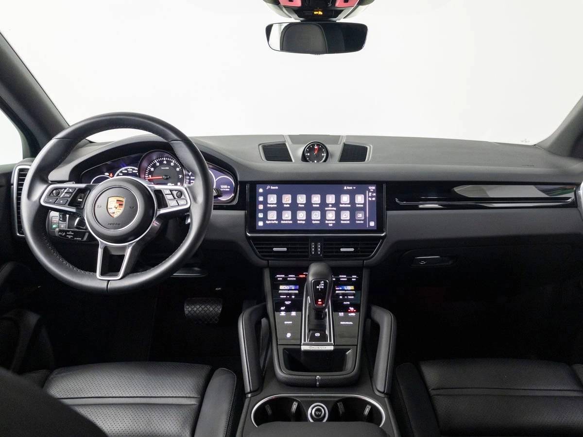 2023 Porsche Cayenne Base