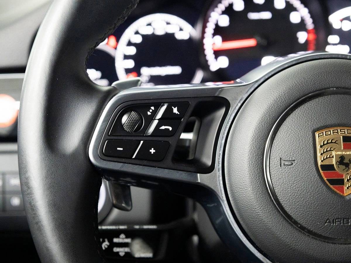 2023 Porsche Cayenne Base