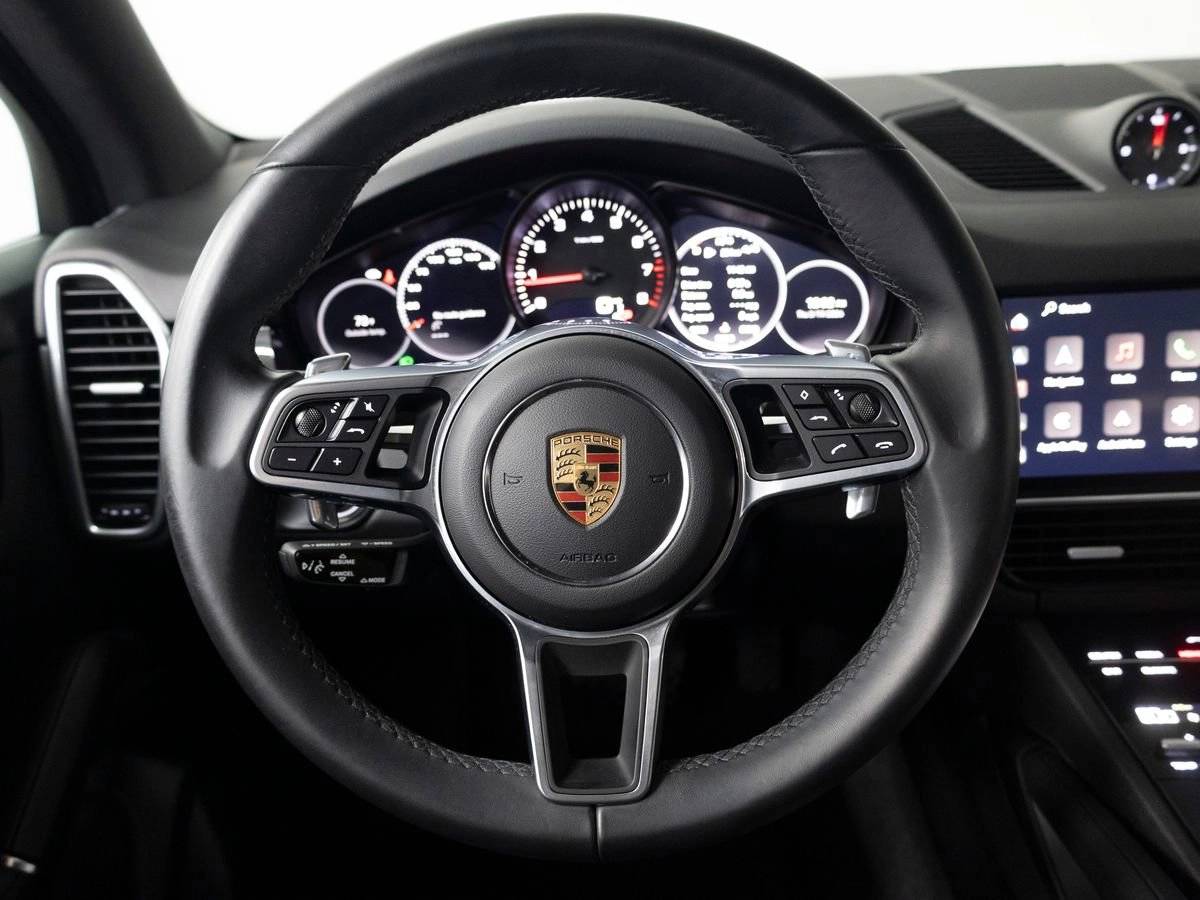 2023 Porsche Cayenne Base