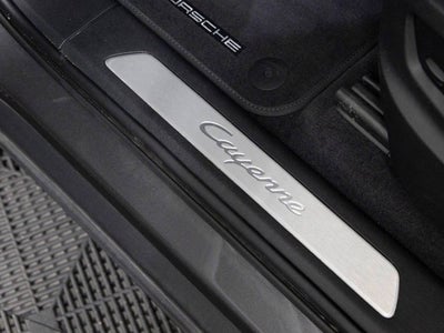 2023 Porsche Cayenne Base