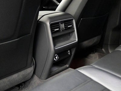 2023 Porsche Cayenne Base