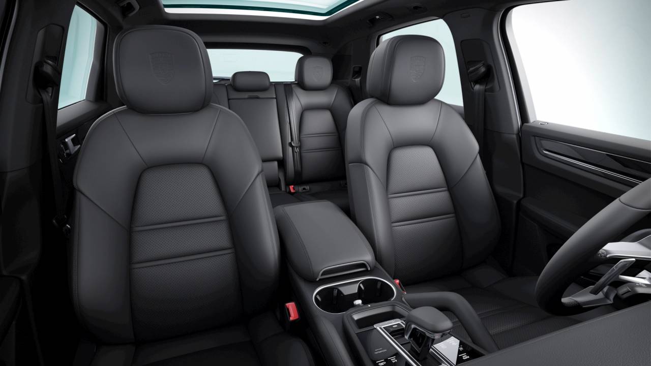 2023 Porsche Cayenne Platinum Edition