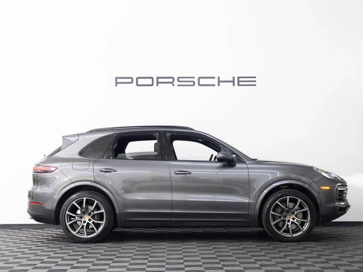 2023 Porsche Cayenne Base