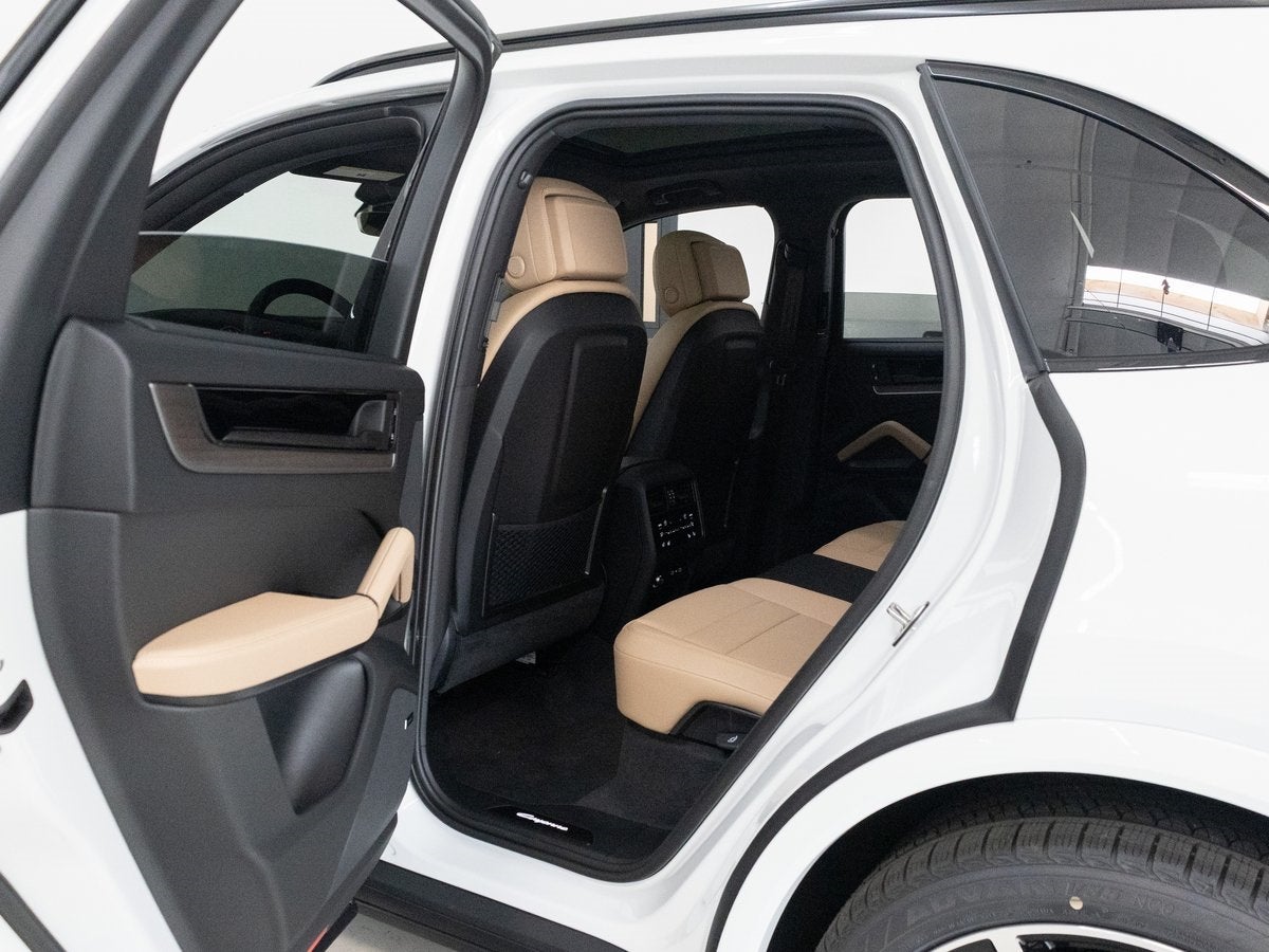 2026 Porsche Cayenne Base