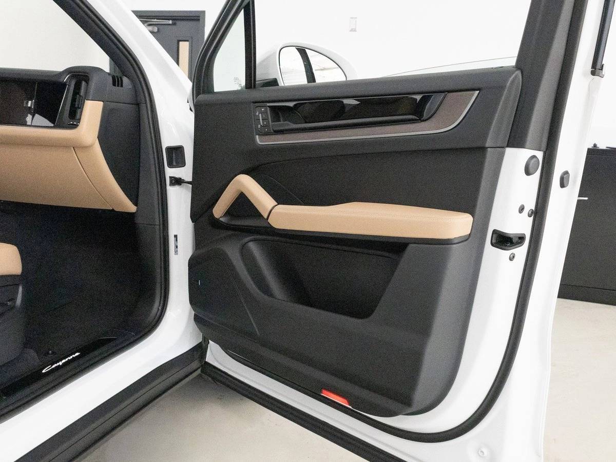 2026 Porsche Cayenne Base