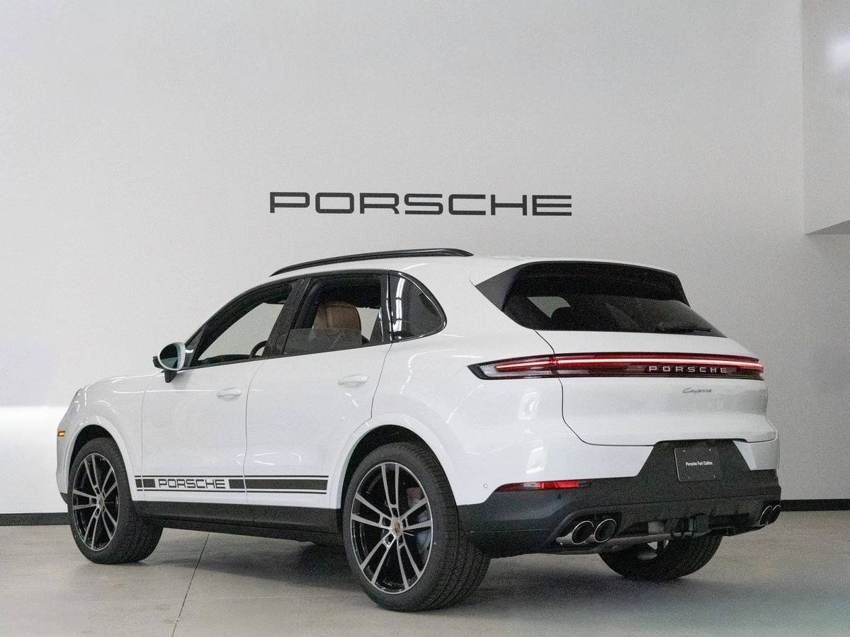 2026 Porsche Cayenne Base