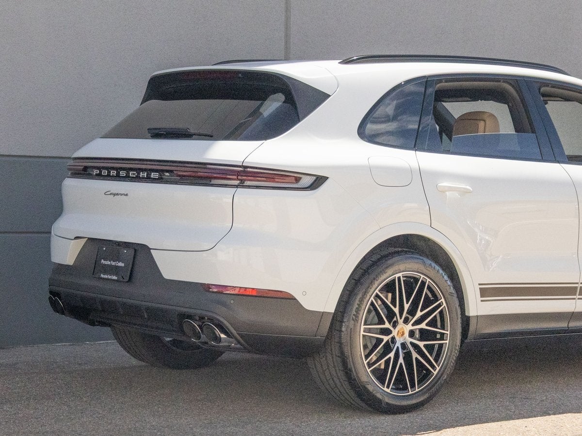 2025 Porsche Cayenne Base