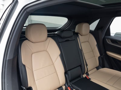 2025 Porsche Cayenne Base