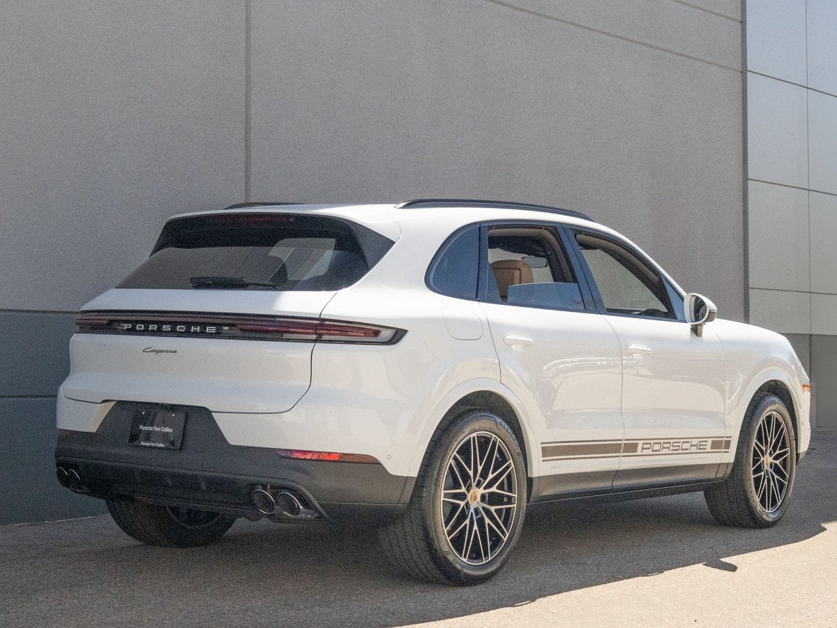 2025 Porsche Cayenne Base