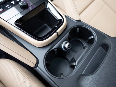 2025 Porsche Cayenne Base