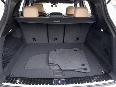 2025 Porsche Cayenne Base