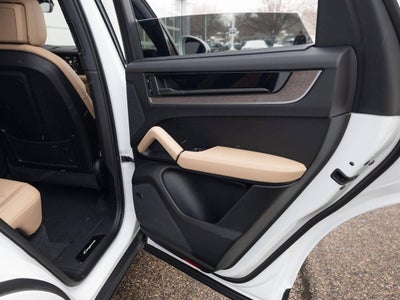 2025 Porsche Cayenne Base