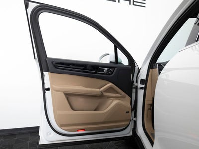 2023 Porsche Cayenne Cayenne (MY23)