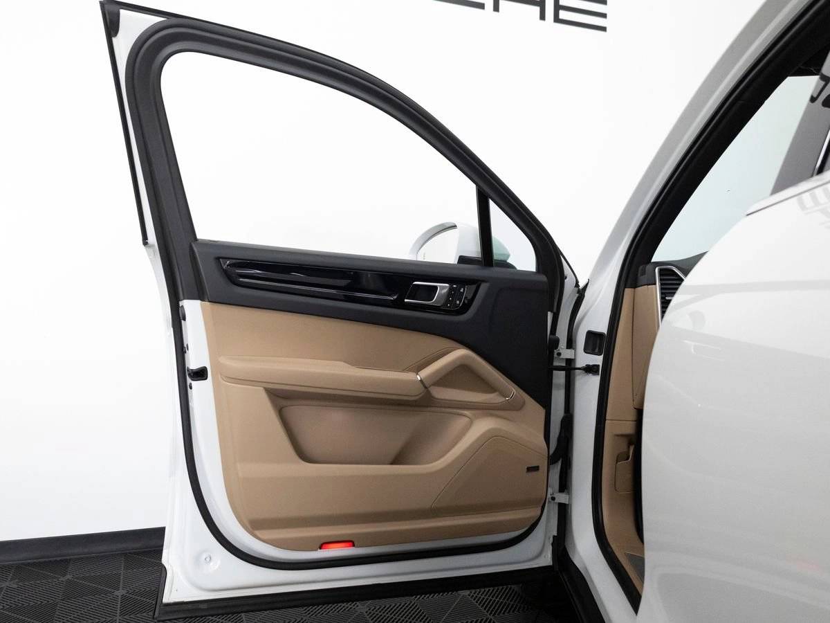 2023 Porsche Cayenne Cayenne (MY23)