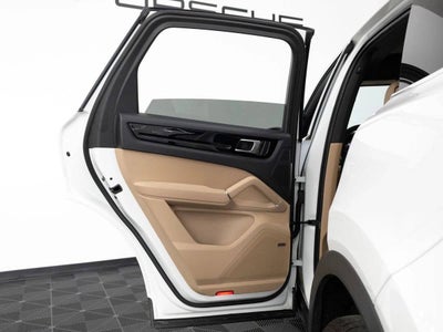 2023 Porsche Cayenne Cayenne (MY23)