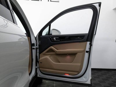 2023 Porsche Cayenne Cayenne (MY23)