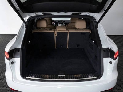 2023 Porsche Cayenne Cayenne (MY23)