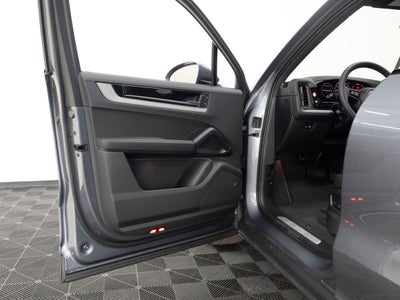 2026 Porsche Cayenne Base