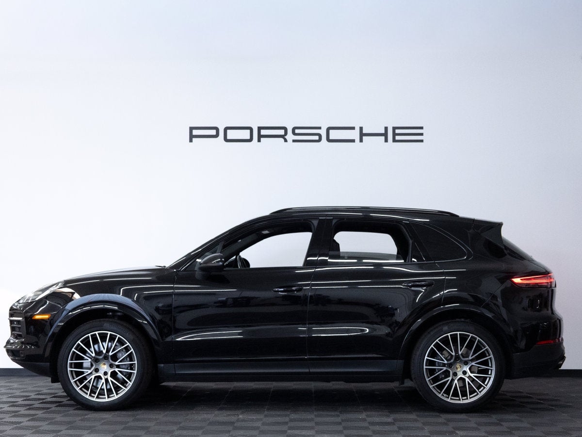 2023 Porsche Cayenne Cayenne Platinum Edition
