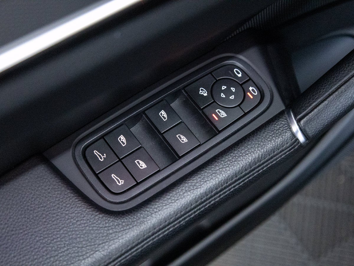 2023 Porsche Cayenne Cayenne Platinum Edition
