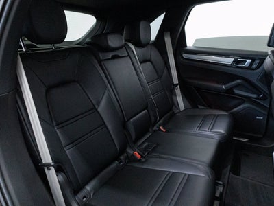 2023 Porsche Cayenne Cayenne Platinum Edition