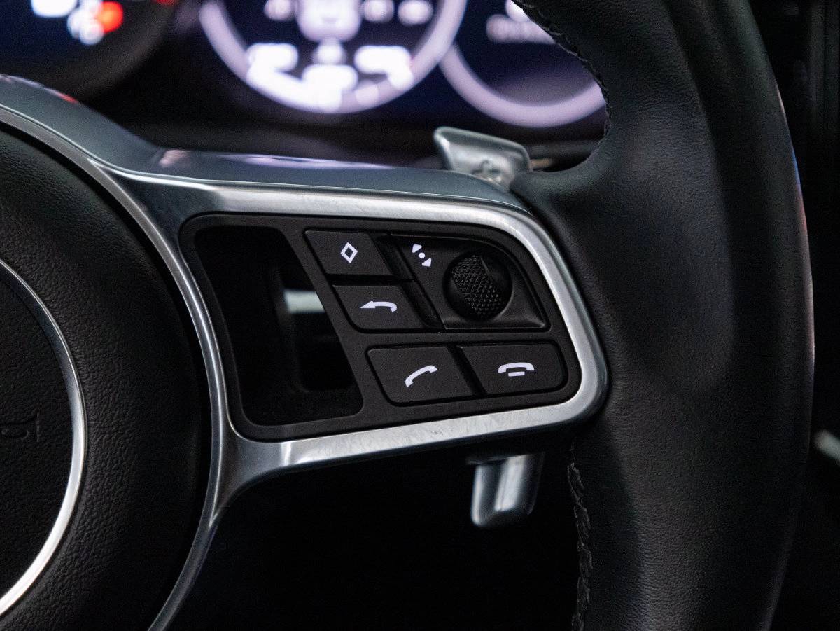 2023 Porsche Cayenne Cayenne Platinum Edition