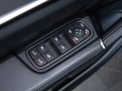 2023 Porsche Cayenne Cayenne Platinum Edition