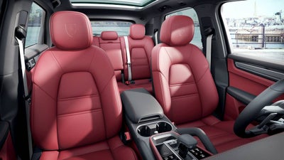 2023 Porsche Cayenne Base