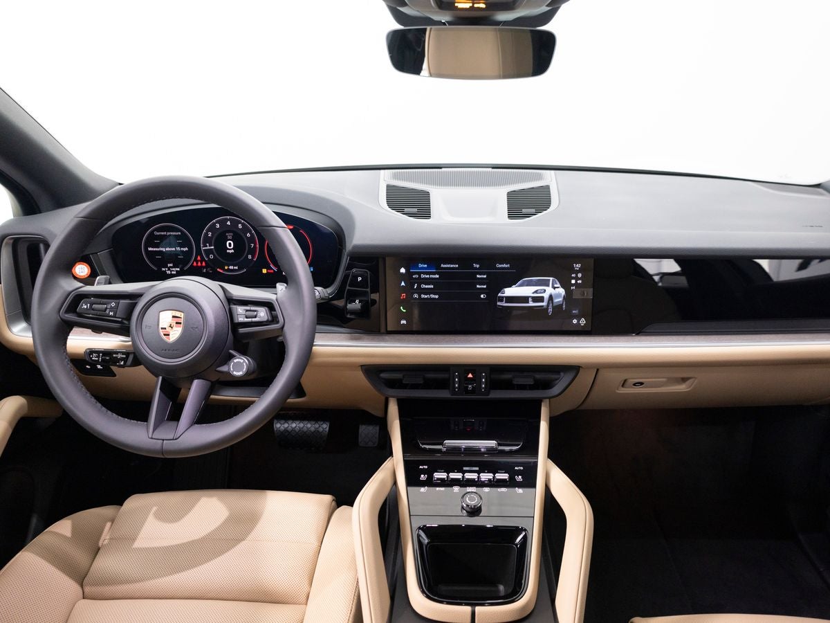 2026 Porsche Cayenne Base