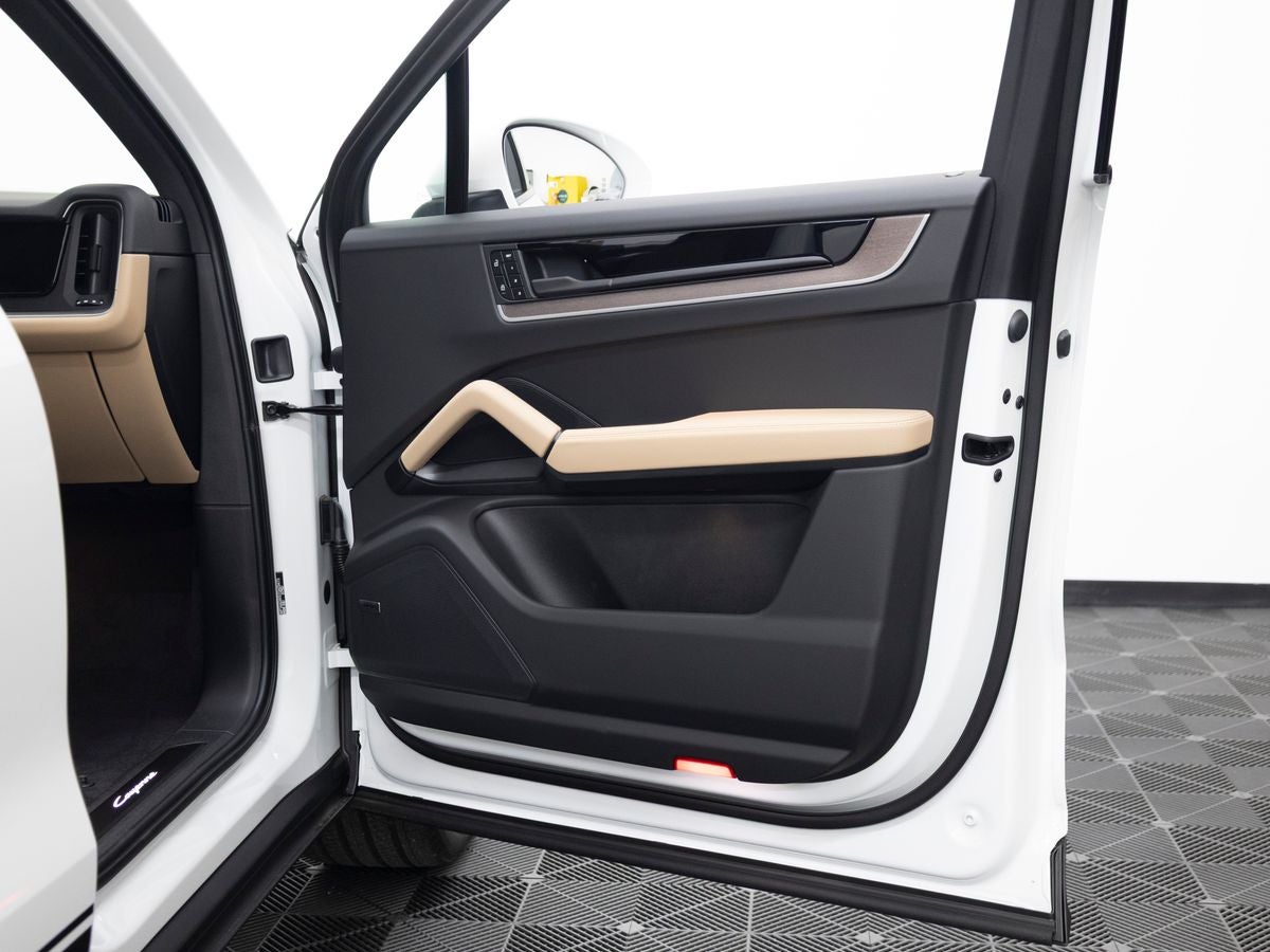 2026 Porsche Cayenne Base