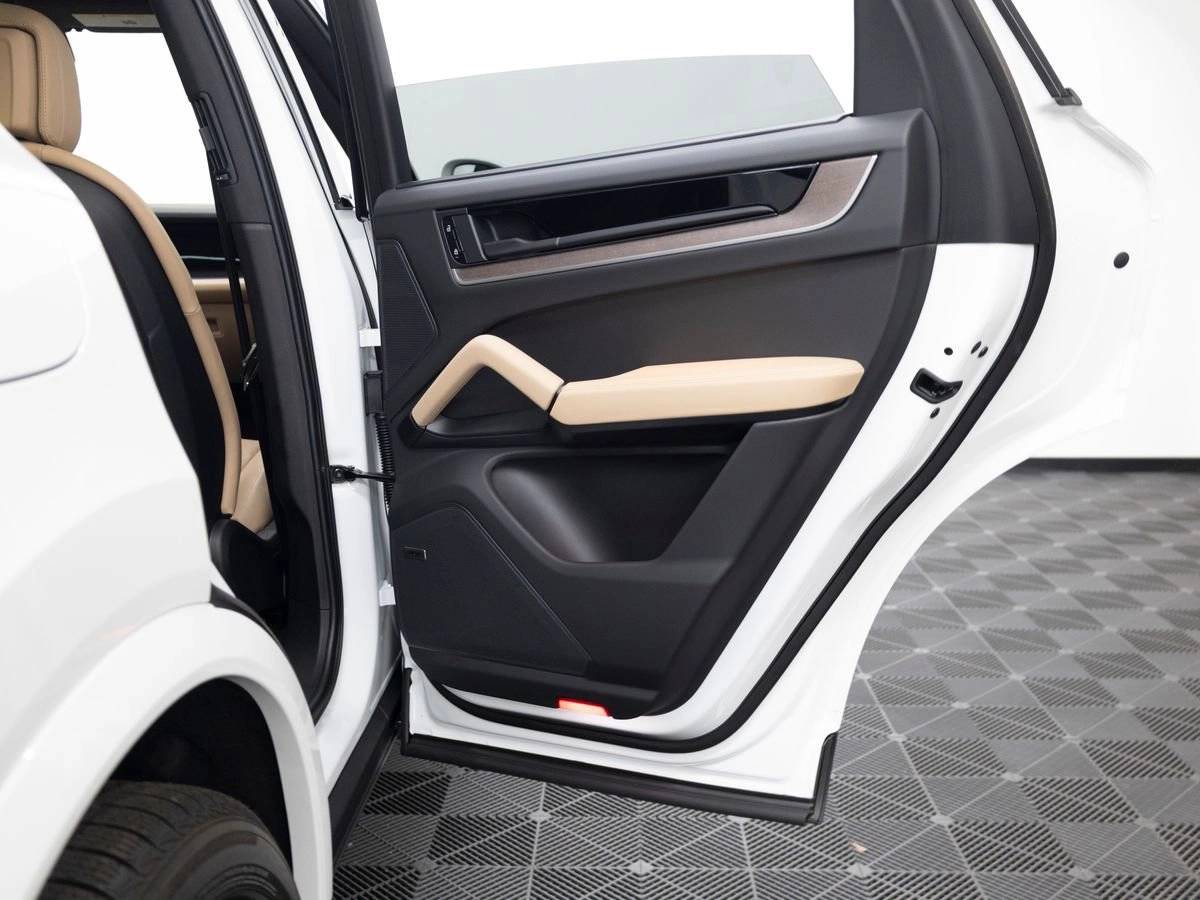 2026 Porsche Cayenne Base