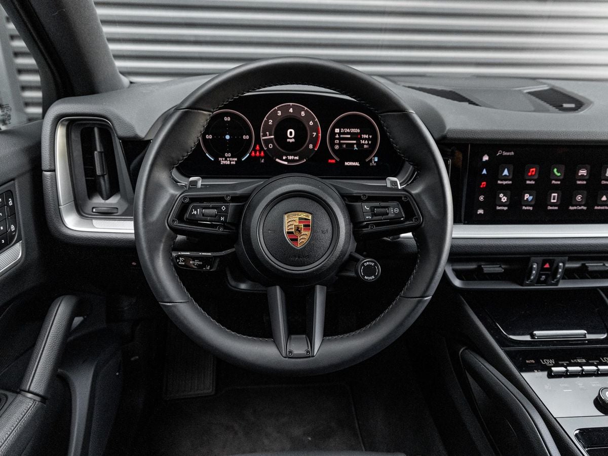 2025 Porsche Cayenne Base