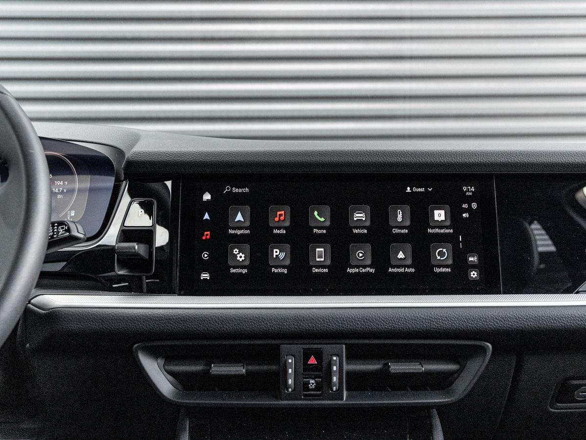 2025 Porsche Cayenne Base