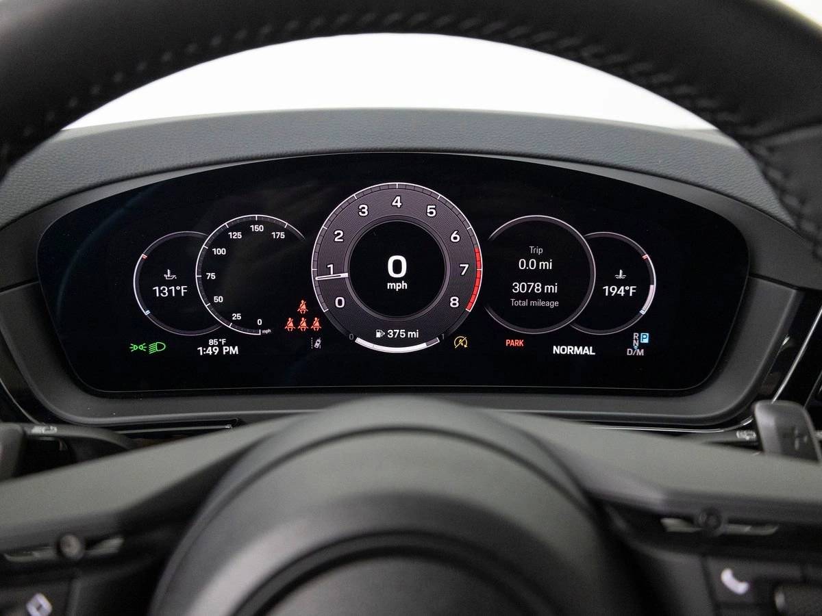 2025 Porsche Cayenne Base