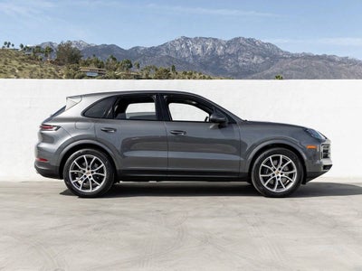 2025 Porsche Cayenne Base