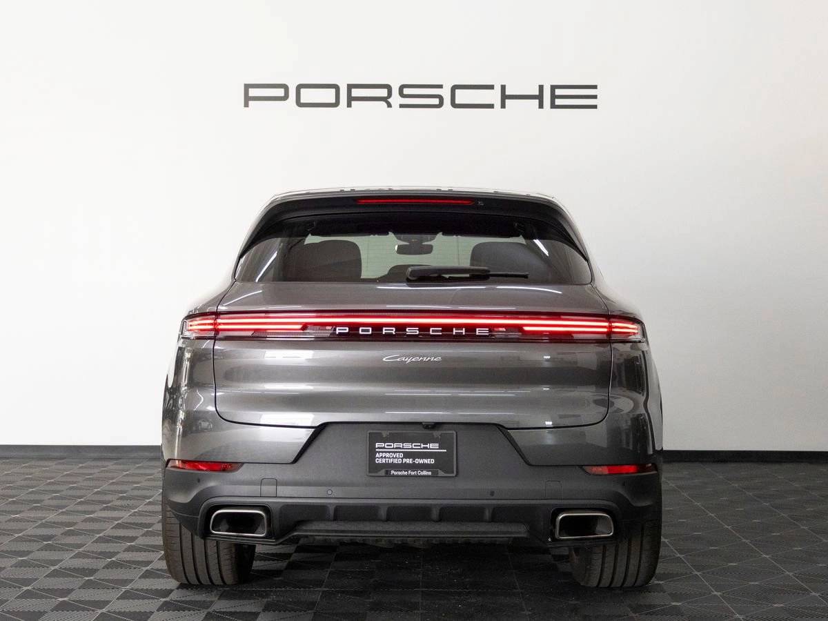 2025 Porsche Cayenne Base