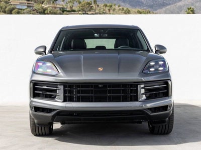 2025 Porsche Cayenne Base