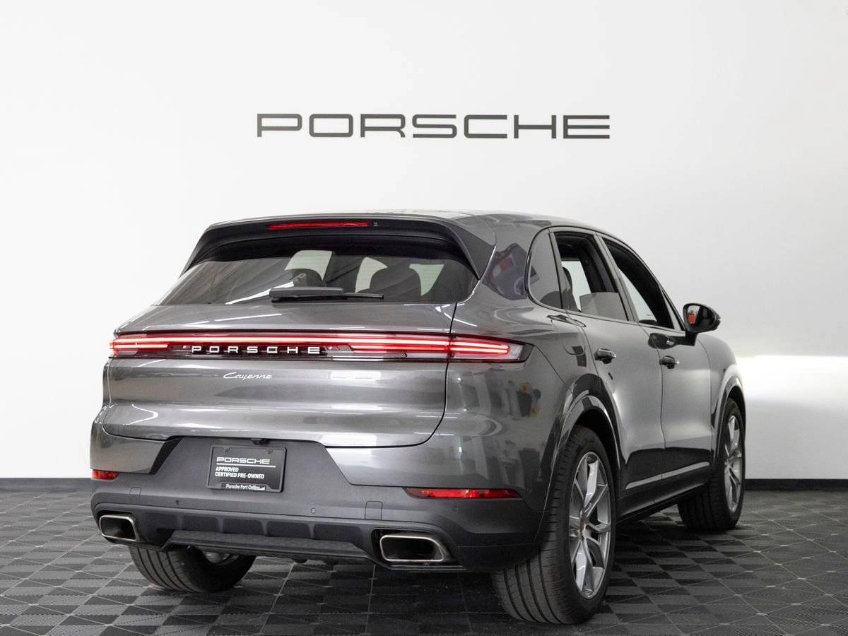 2025 Porsche Cayenne Base