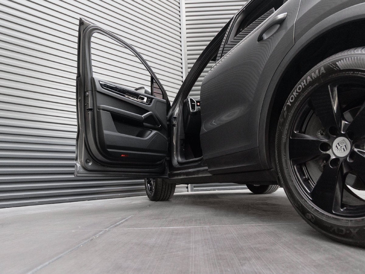 2020 Porsche Cayenne Base