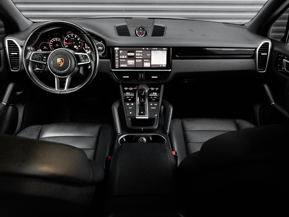 2020 Porsche Cayenne Base