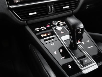 2020 Porsche Cayenne Base