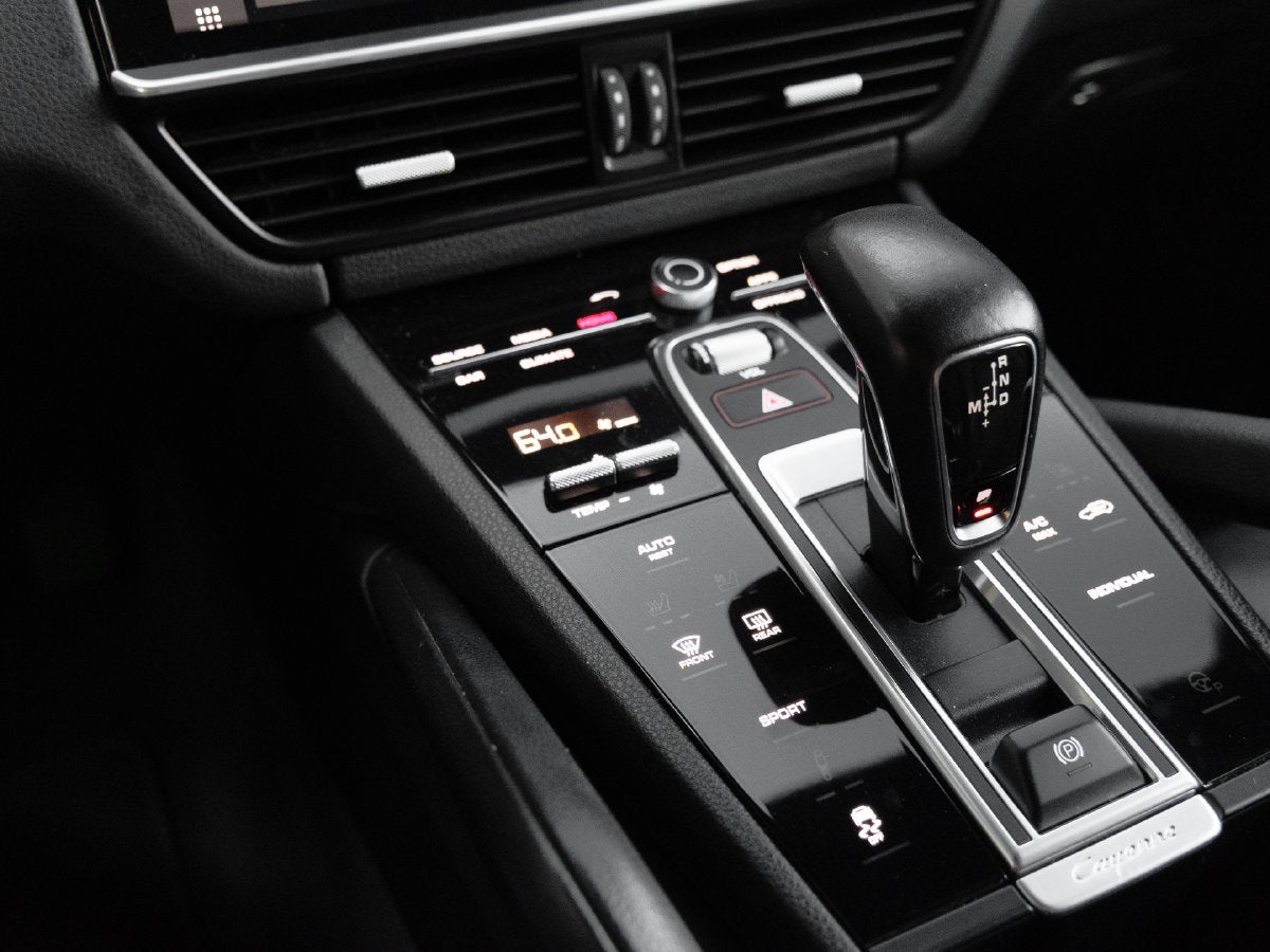 2020 Porsche Cayenne Base