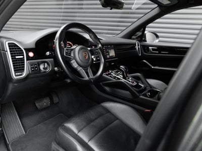 2020 Porsche Cayenne Base