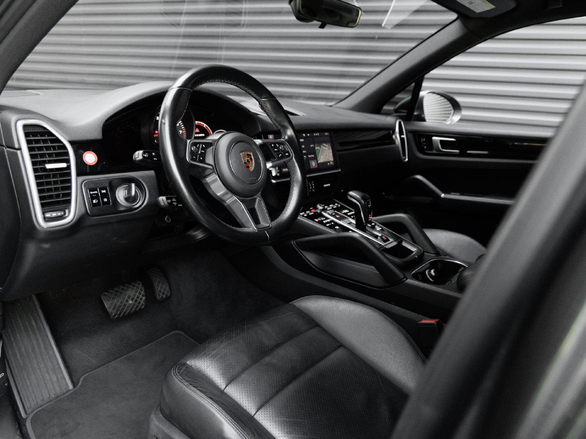 2020 Porsche Cayenne Base