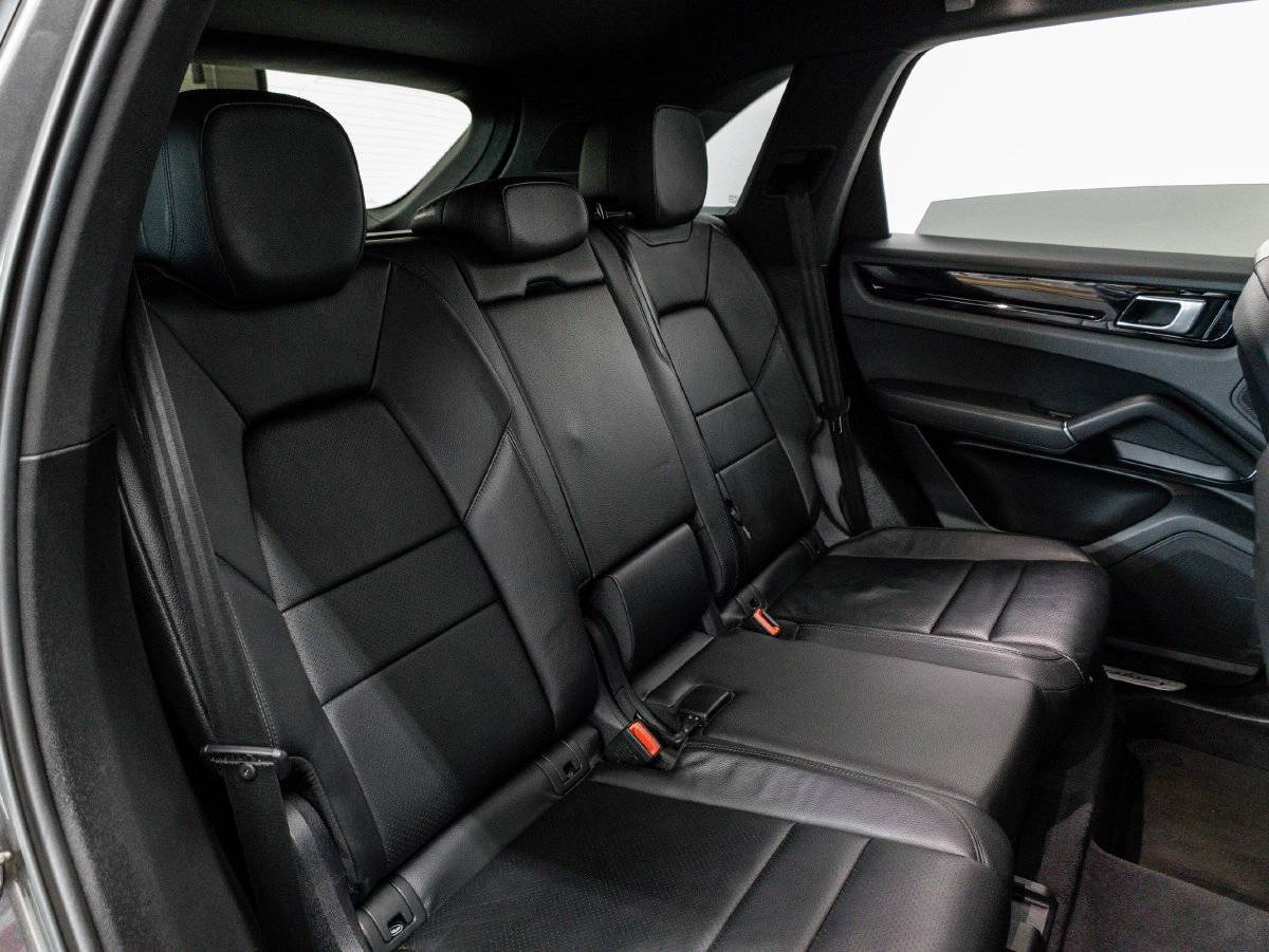 2020 Porsche Cayenne Cayenne