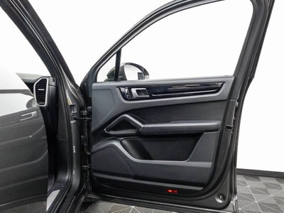 2020 Porsche Cayenne Cayenne